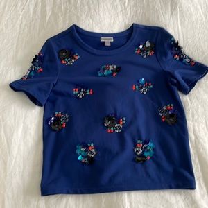 Size xs embellished top